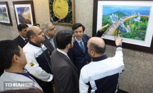افتتاح-نمایشگاه-عکس-ویتنام-در-ایستگاه-مترو-تجریش-6