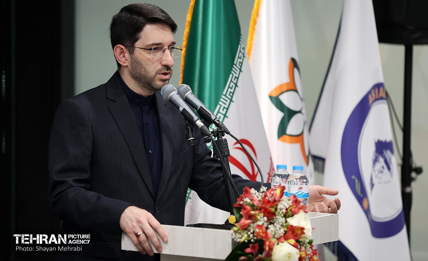 نمایشگاه-آثار-منتخب-فستیوال-بین-المللی-نقاشی-کودکان-رنگ-بهشت-55