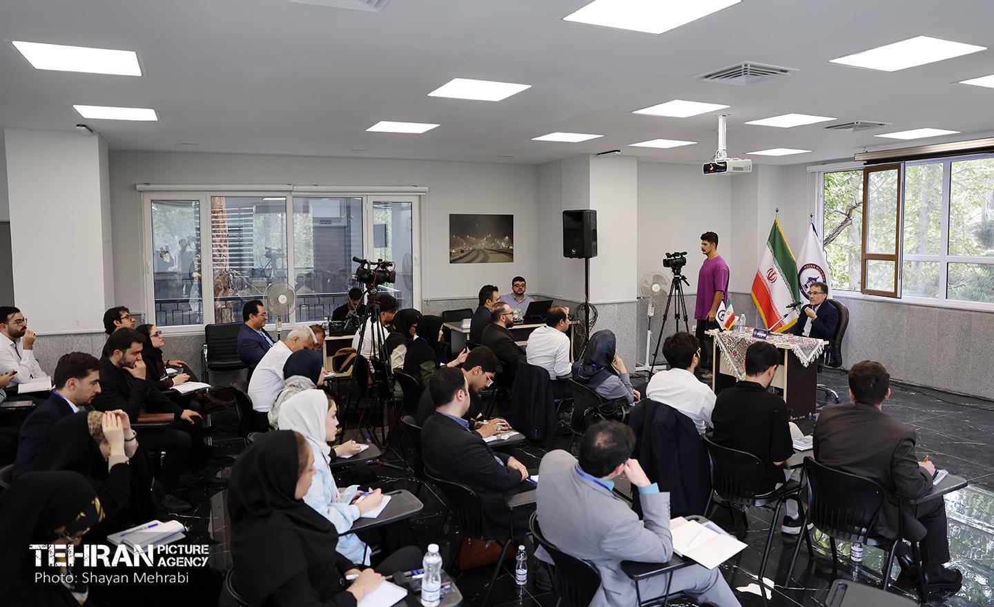 دومین-دوره-پیشرفته-مدرسه-دیپلمات-های-جوان-1-11